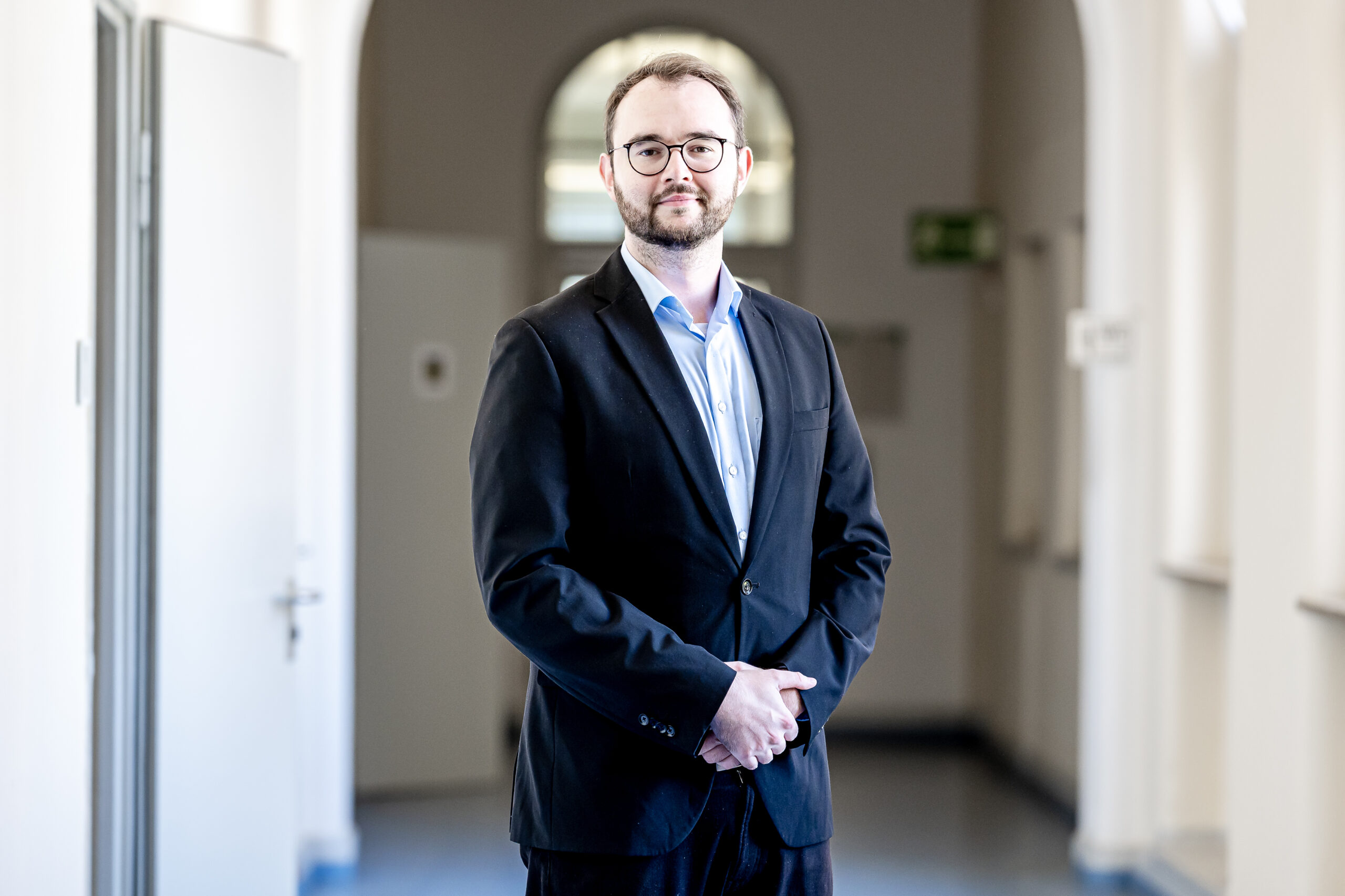 Dr. Alexander Hertel